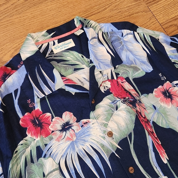 Caribbean Mens Short Sleeve Button Up Shirt Blue Size XL (Flowers) - Picture 3 of 6